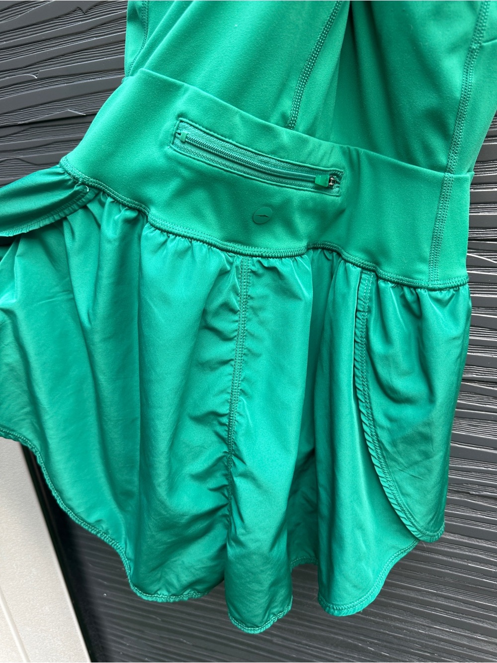 Avia Green Athletic Romper One Piece Built In Brief Liner Cross Back XS - Picture 3 of 5